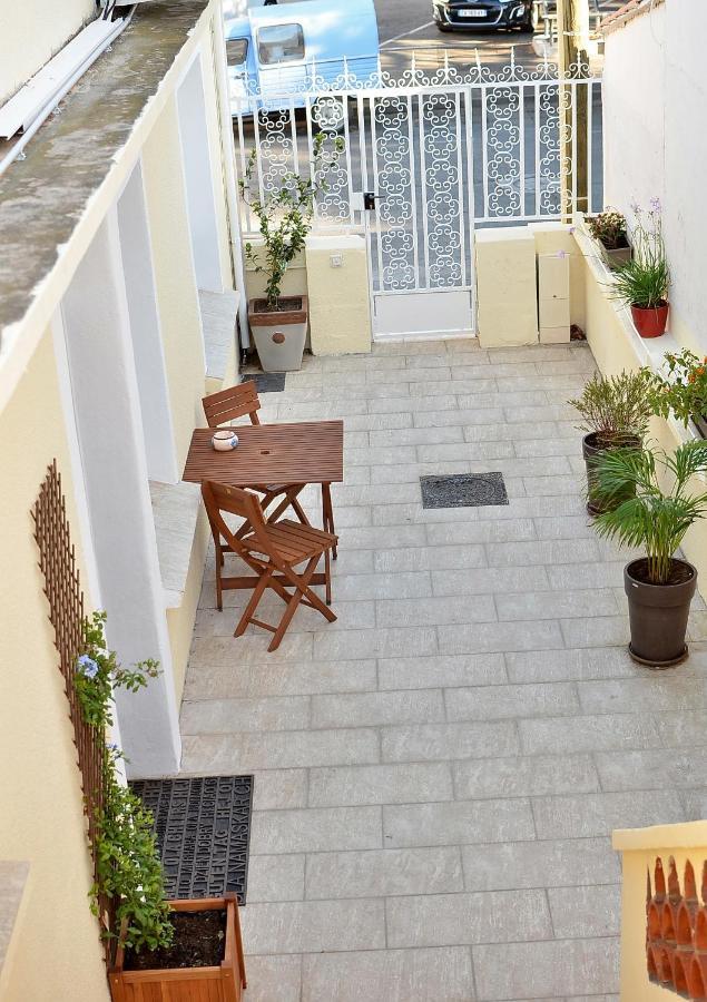 Mistral Appartements Port-Saint-Louis-du-Rhône Eksteriør billede