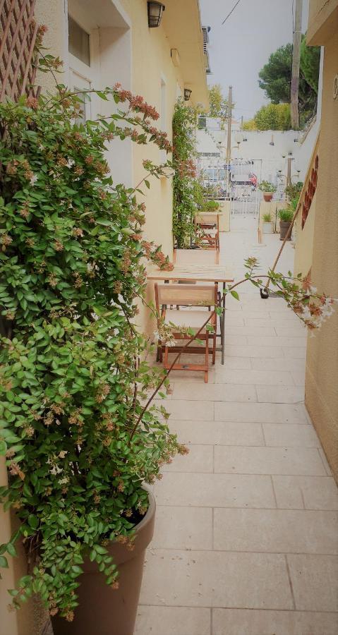 Mistral Appartements Port-Saint-Louis-du-Rhône Eksteriør billede