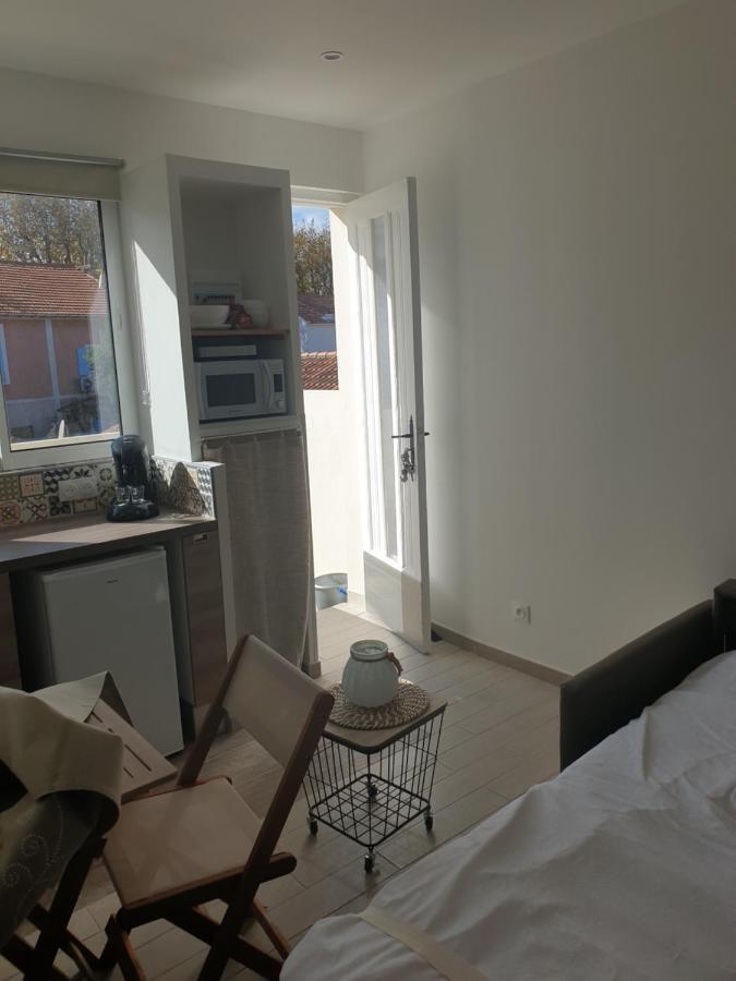 Mistral Appartements Port-Saint-Louis-du-Rhône Eksteriør billede